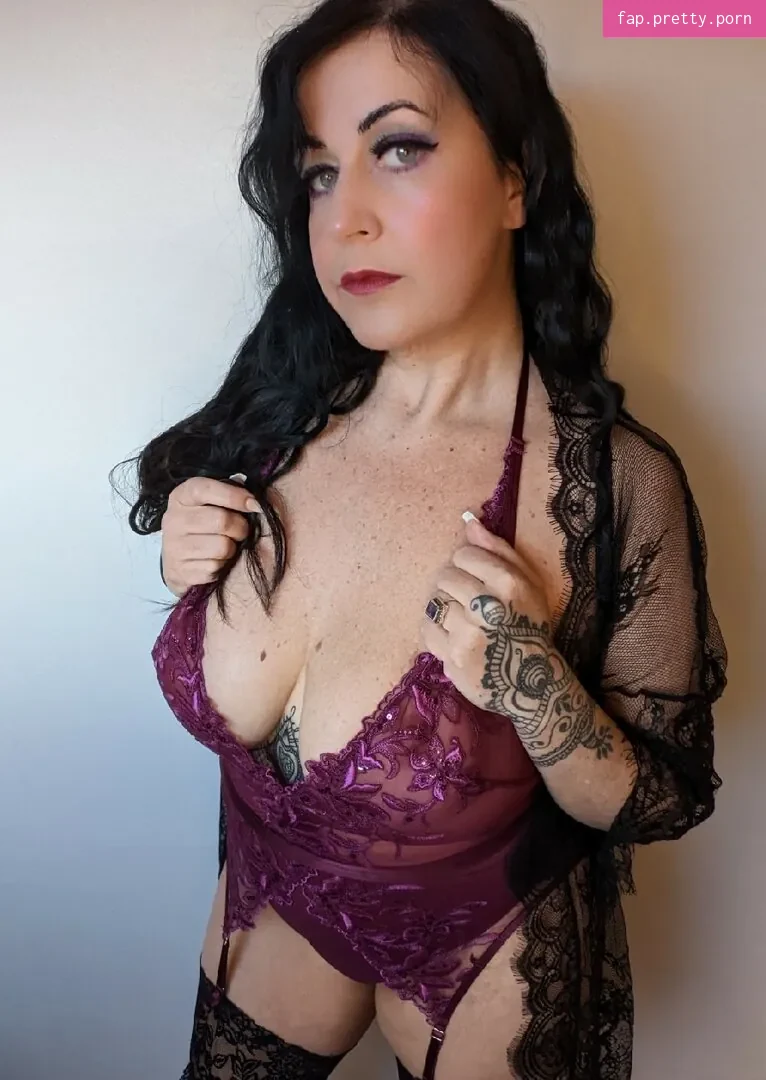Sophiegg_aw - Photo #03