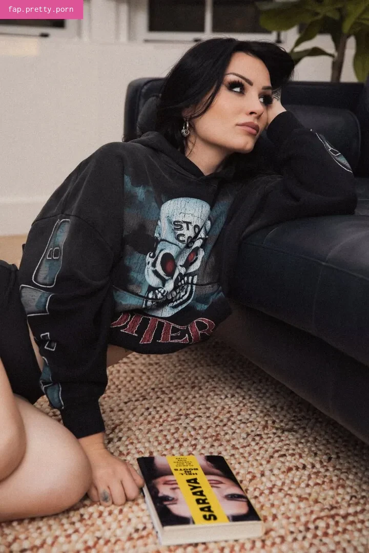 Saraya Bevis - Photo #29