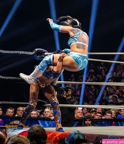 Sasha Banks - Photo #10