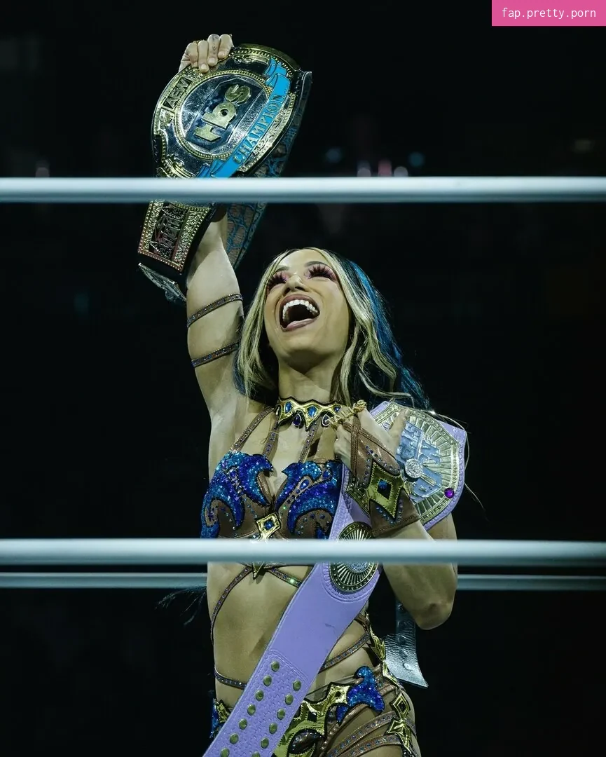 Sasha Banks - Photo #30