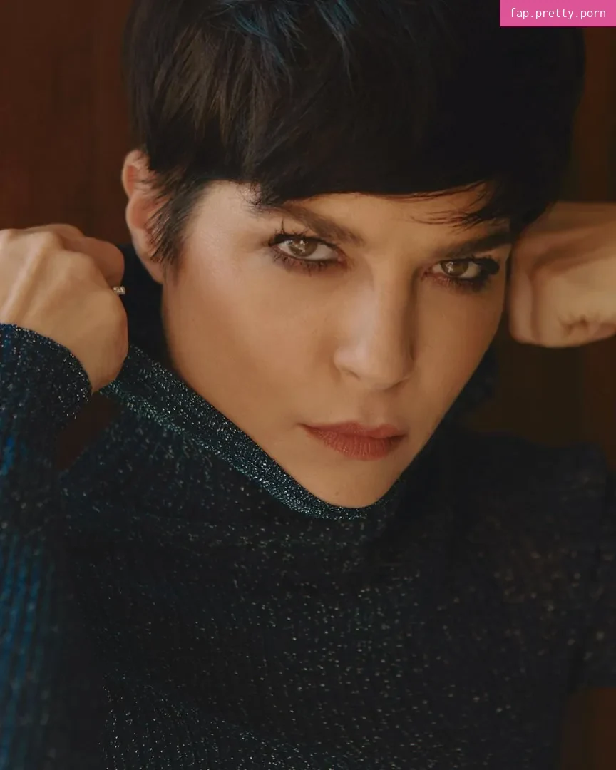 Selma Blair - Photo #02