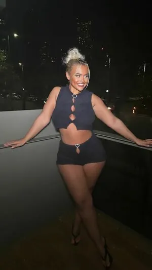 Shania Bethune