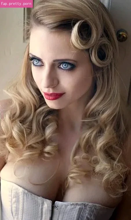 Sinead Bales - Photo #12