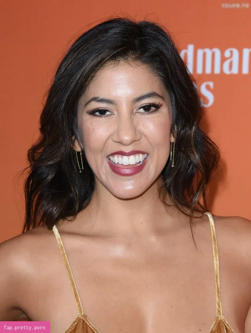 Stephanie Beatriz - Photo #14