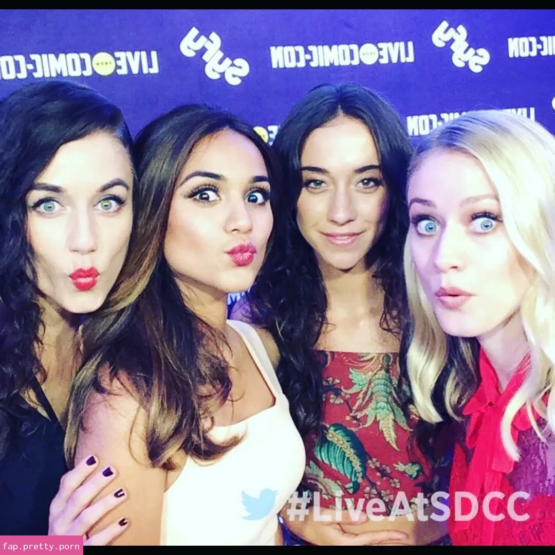Summer Bishil - Photo #31