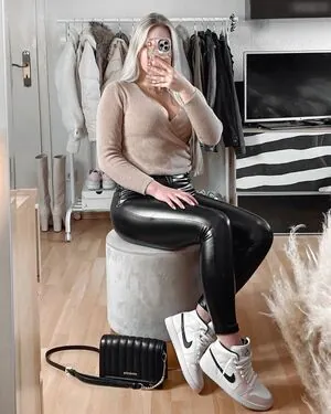 sxphix_br / Sophie B.