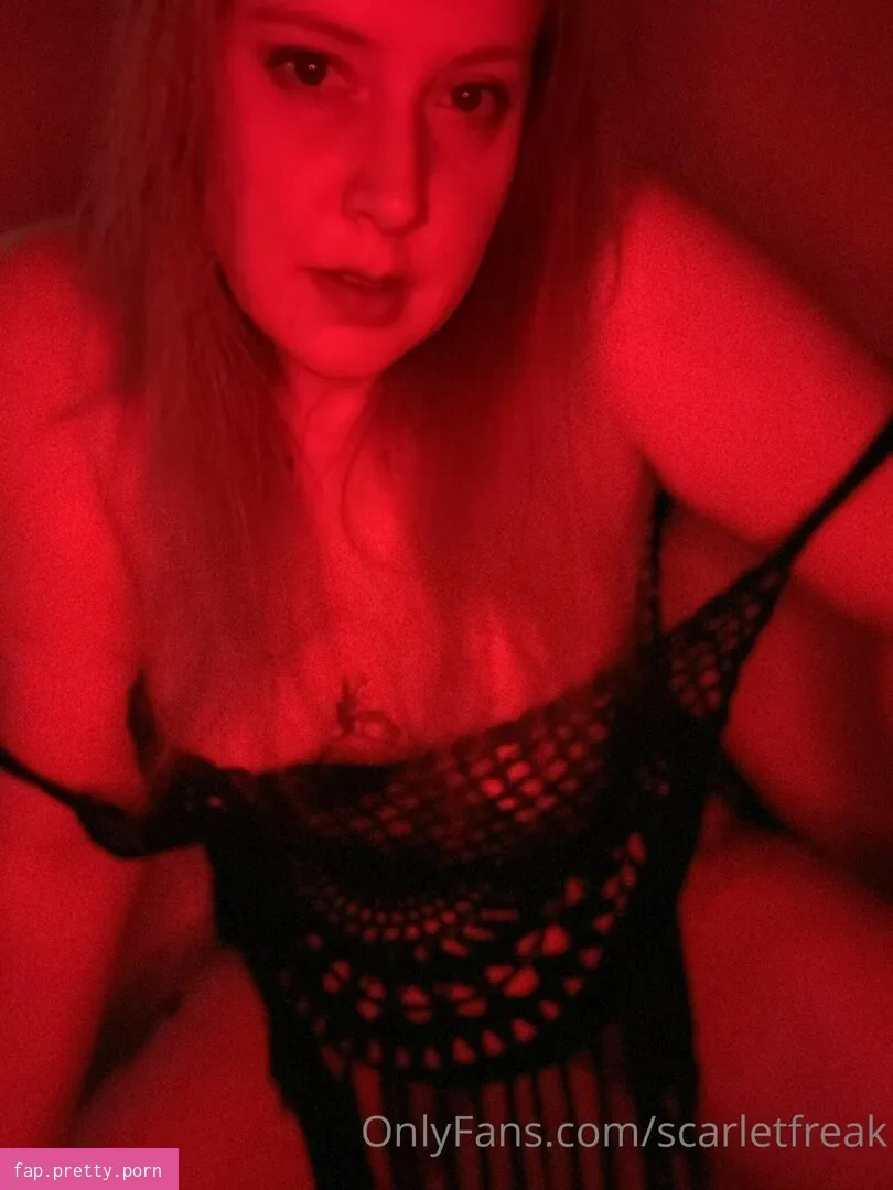scarletfreak - Photo #03