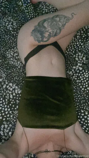 scarletttjay