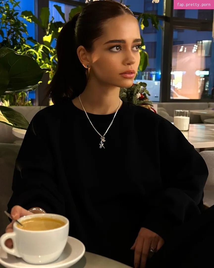 Sofia Chernasova - Photo #02