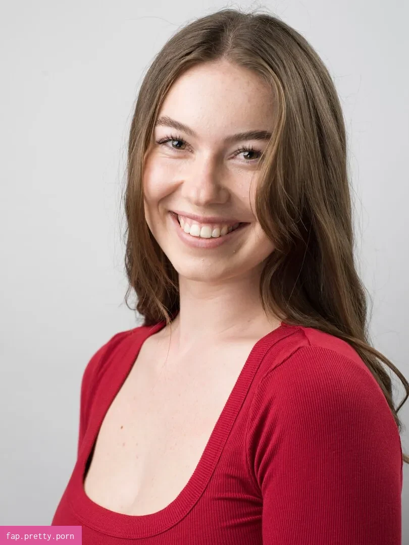 Stephanie Cox - Photo #38