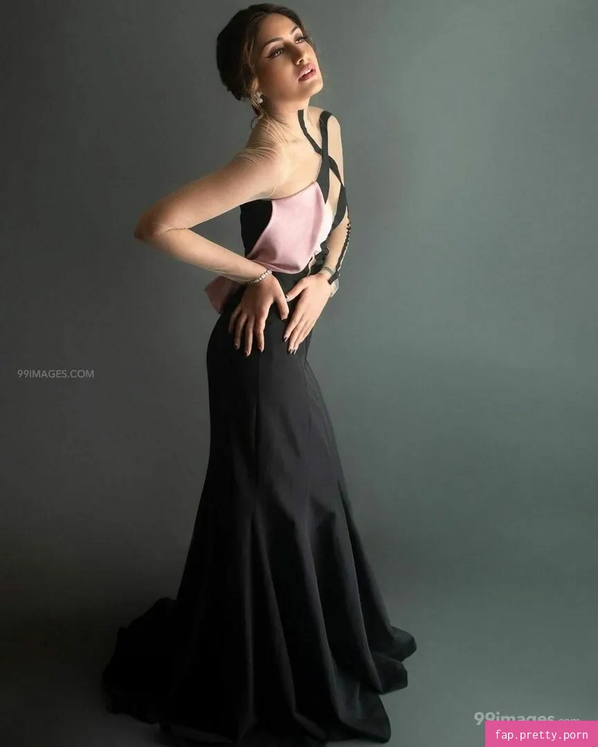 Surbhi Chandna - Photo #30