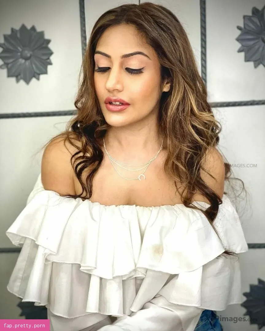 Surbhi Chandna - Photo #90