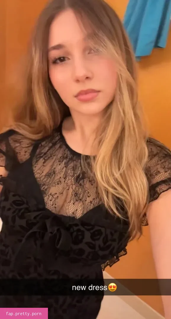 Sara Dobrik - Photo #17
