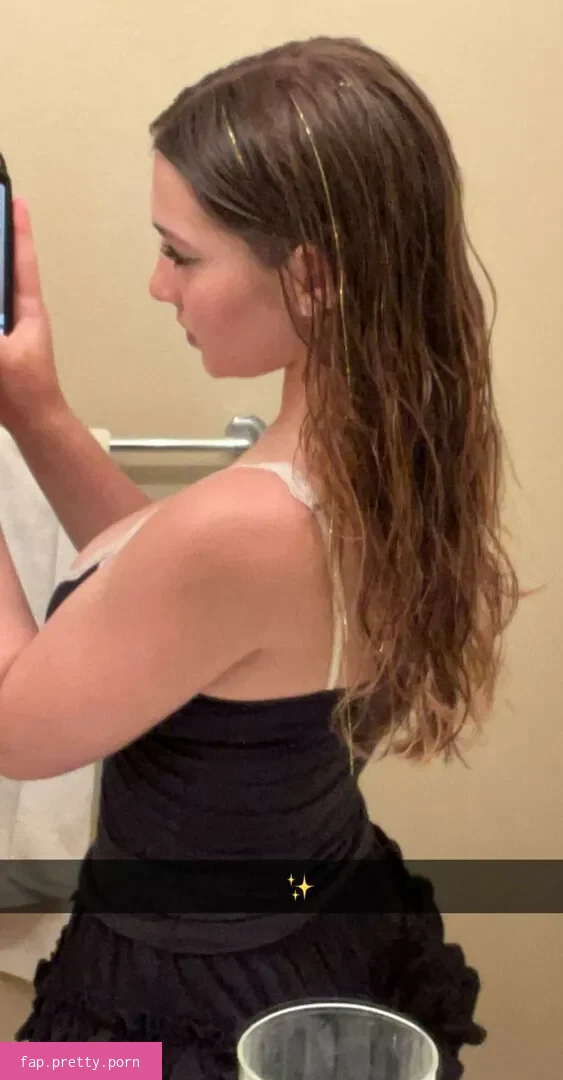 Sara Dobrik - Photo #27