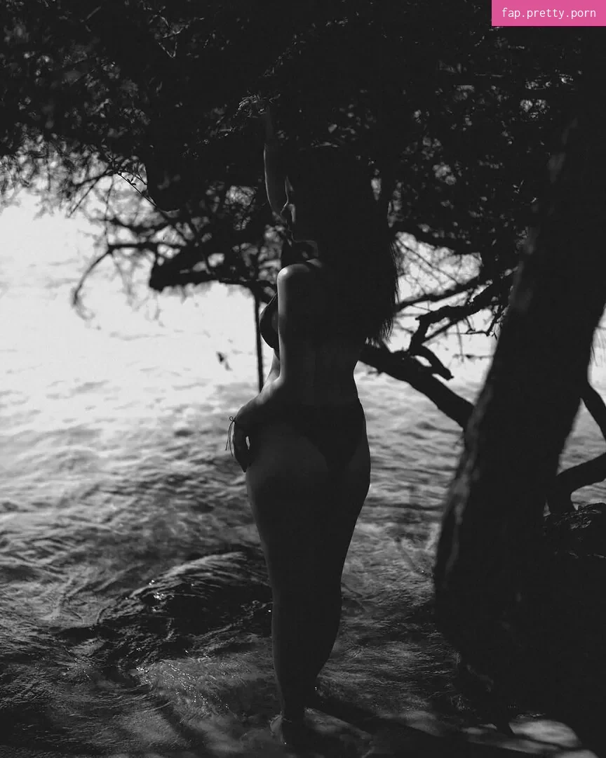 Shauna Dewit - Photo #82