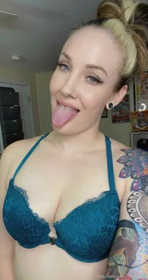 Sienna Day
