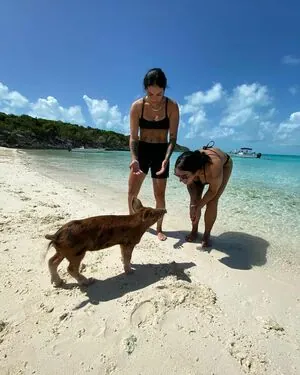 Sonya Deville