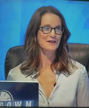 Susie Dent