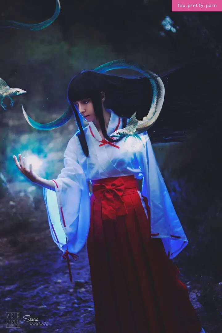 SerasCosplay - Photo #25