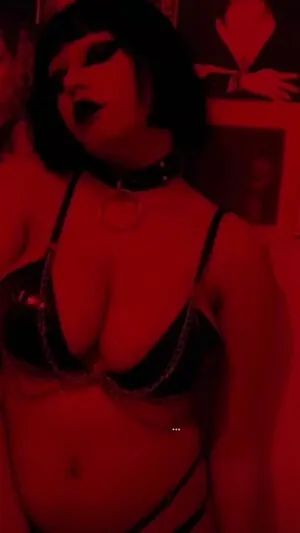 sexgothbarbie
