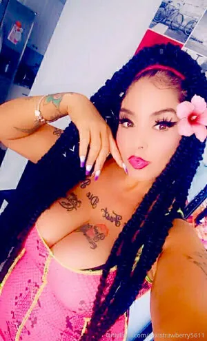 sexistrawberry5611