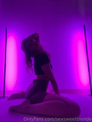 sexsweetblonde