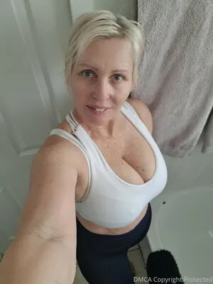sexymatureaussielady