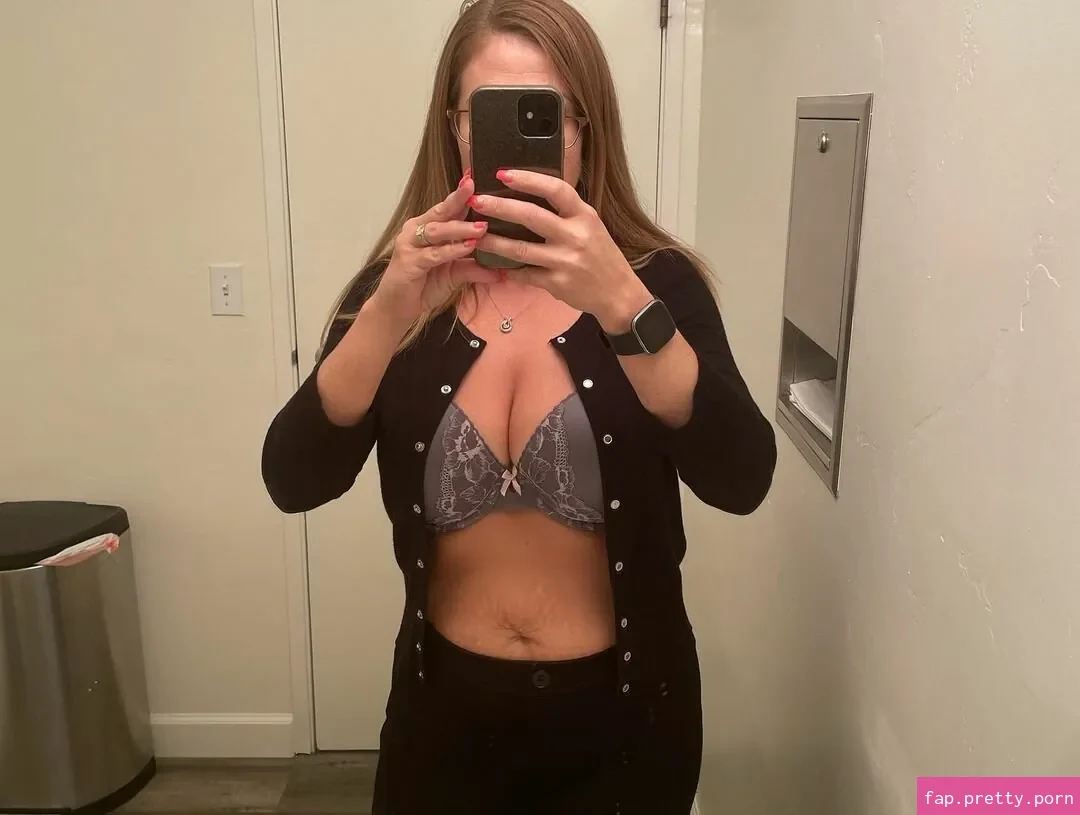 SexyShyStacyVIP - Photo #11