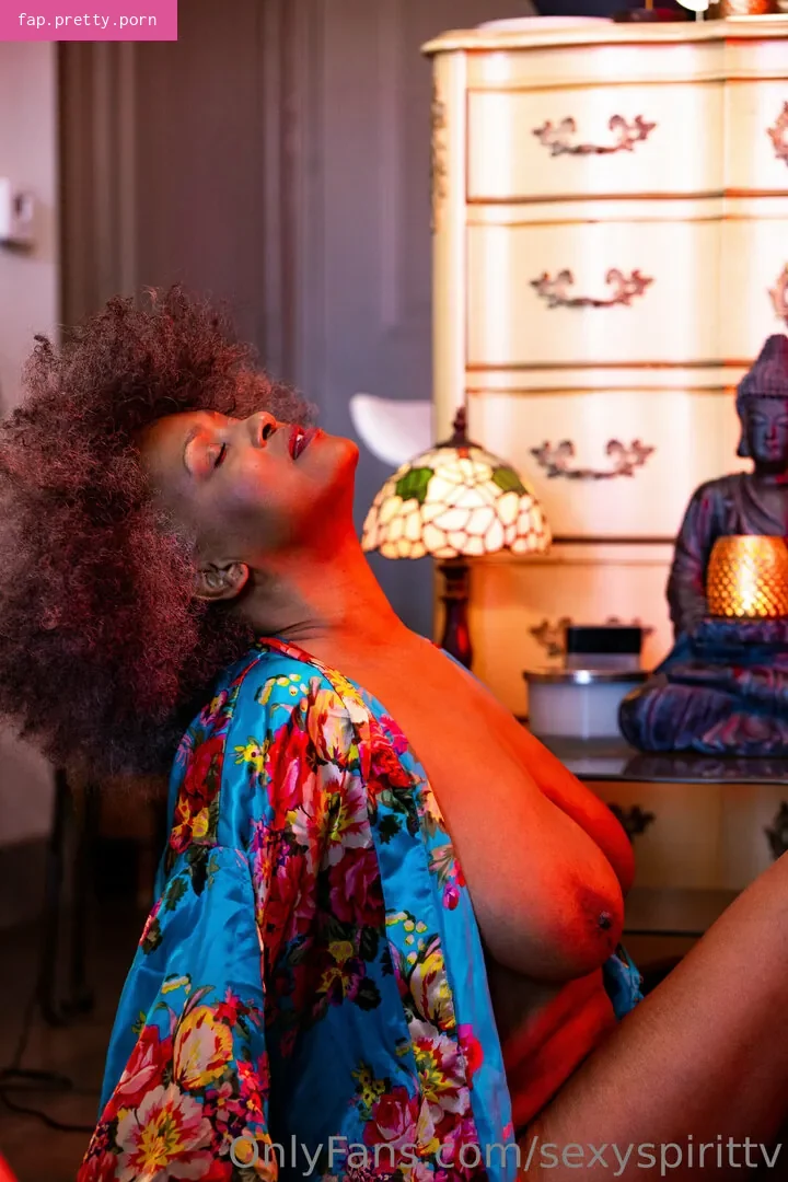 sexyspirittv - Photo #44
