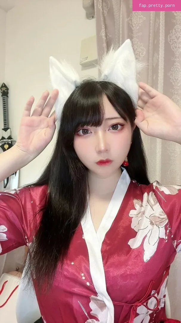 Sakura Fan - Photo #02