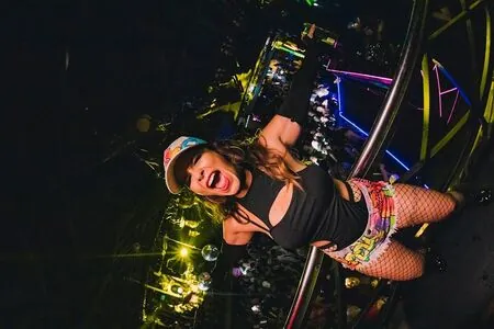 Samara Felippo