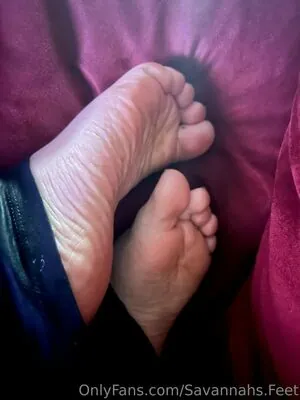 savannahs.feet