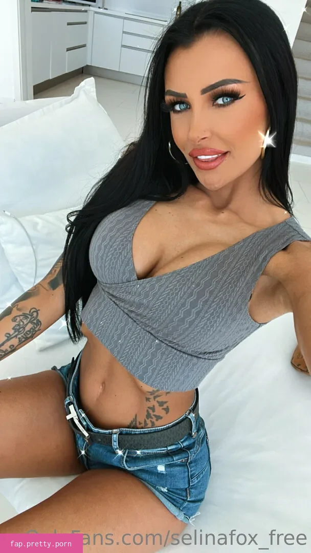 selinafox_free - Photo #16