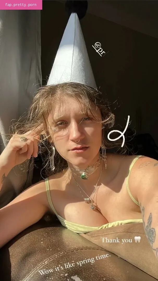 Sierra Ferrell - Photo #04