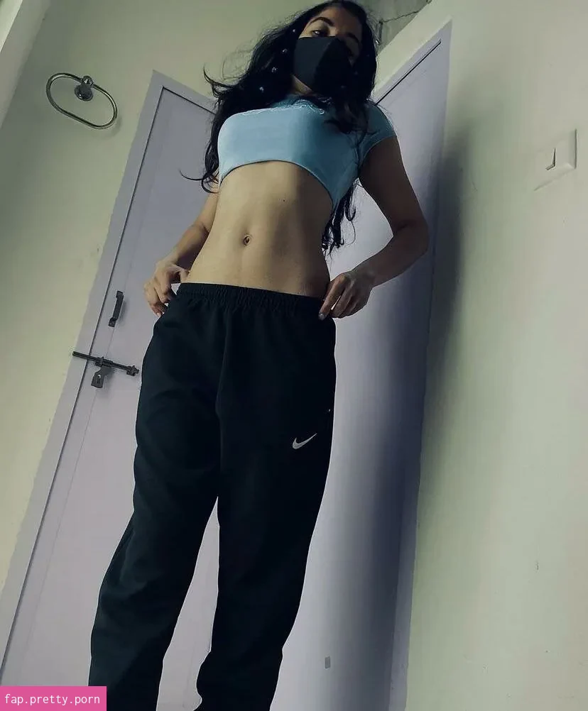 SkinnyWaist_FitBabe - Photo #04