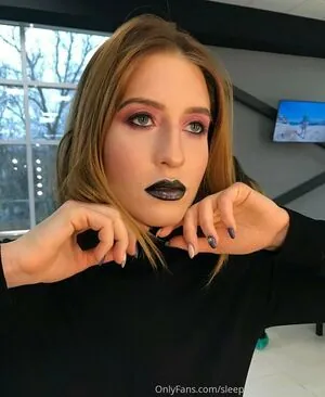 sleepybeautyasmr_free