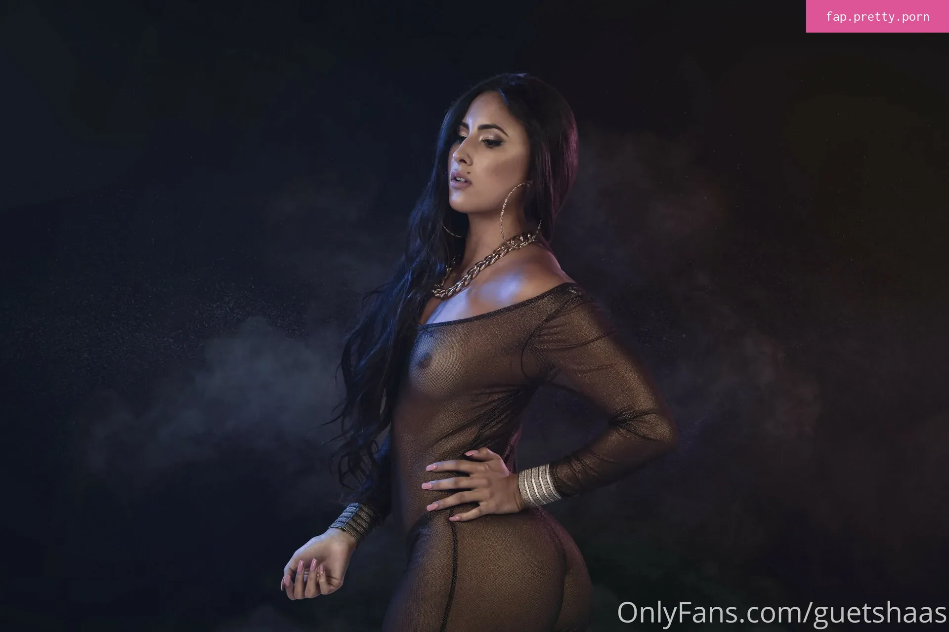 Sabrina Guetshaa - Photo #04
