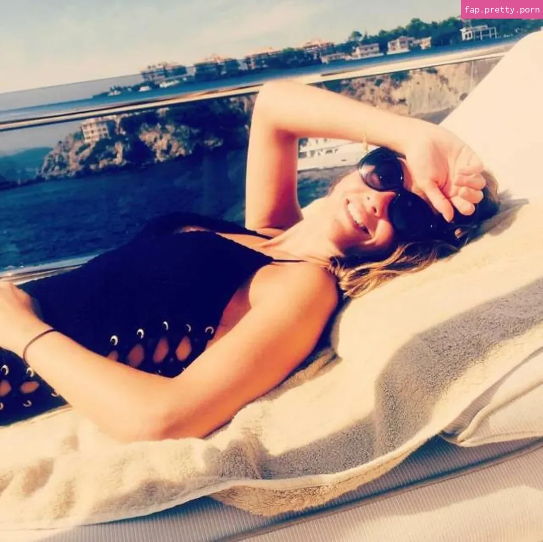 Samia Ghadie - Photo #16