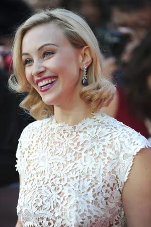 Sarah Gadon