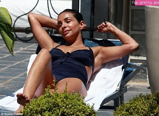 Shobna Gulati - Photo #07