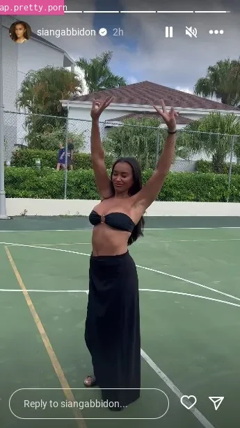 Sian Gabbidon - Photo #23