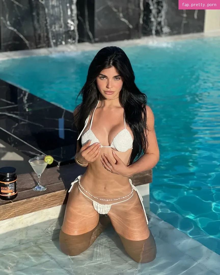 Stephany Gonzalez - Photo #27