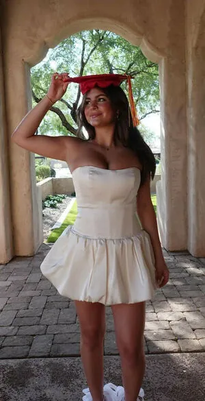 Sarabella Harris