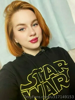 sarah_holland