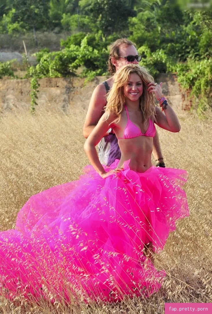 Shakira - Photo #09