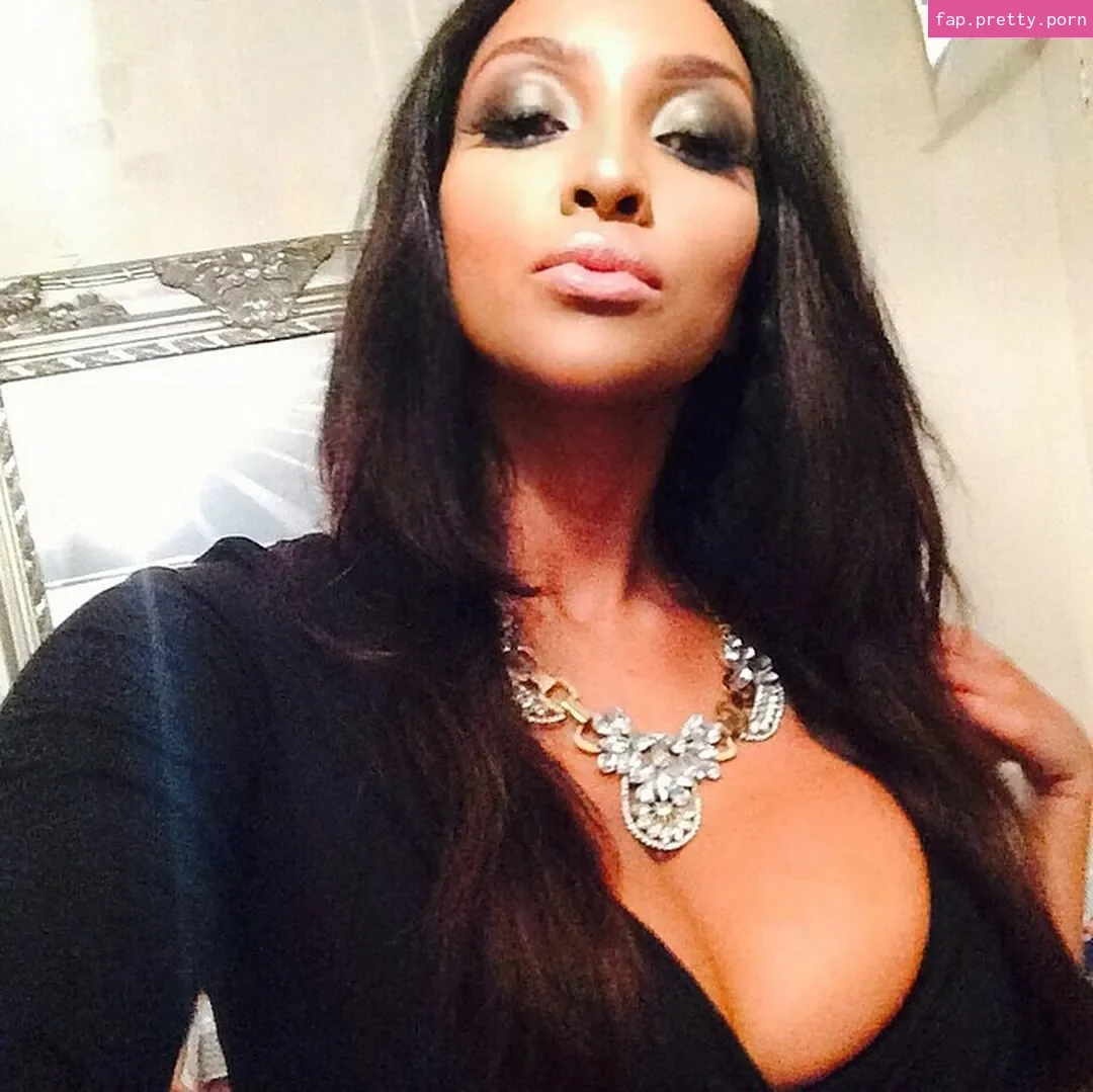 ShayLiving - Photo #20