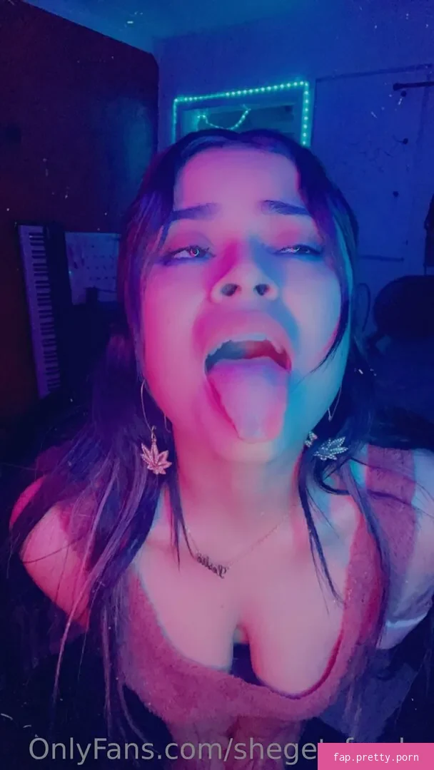 shegetsfreaky - Photo #36