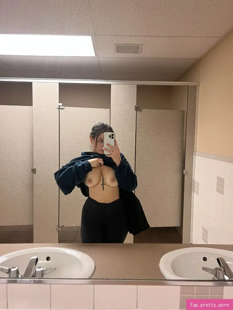 Sheisbusty - Photo #18
