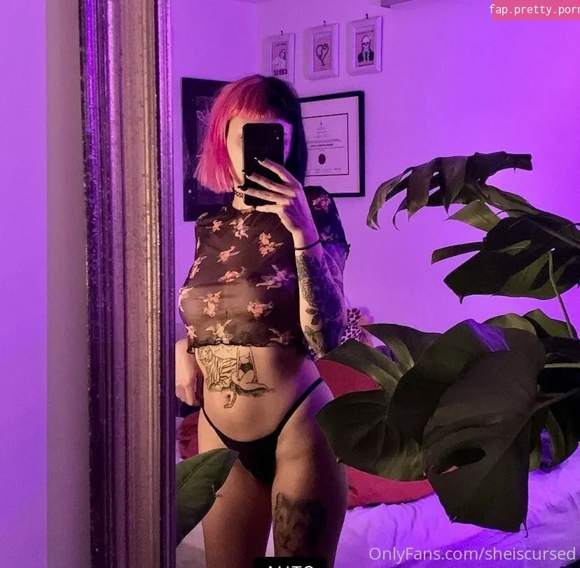 sheiscursed - Photo #04