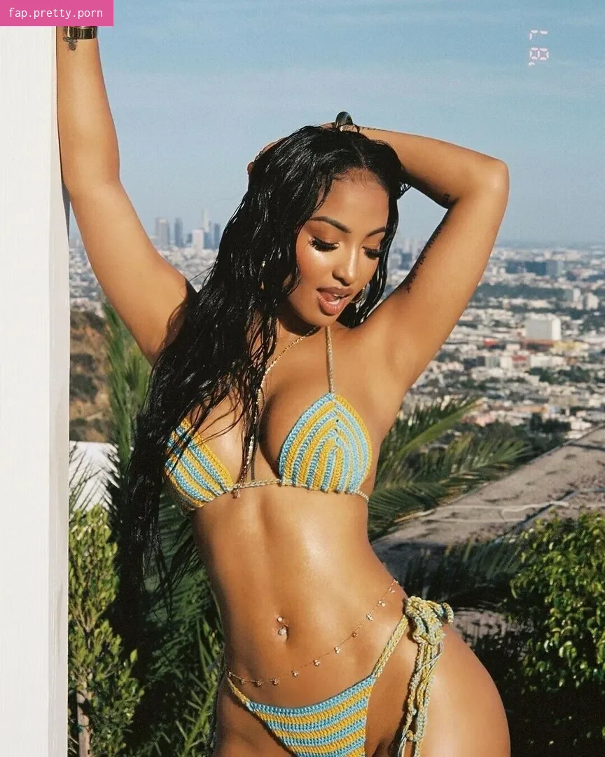 Shenseea - Photo #11